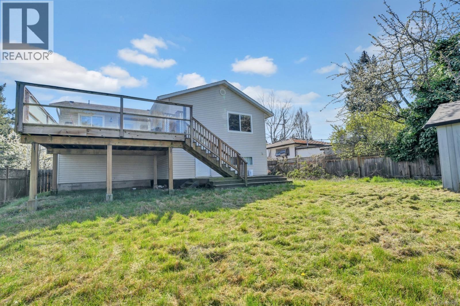 680 Chelsea St - 13