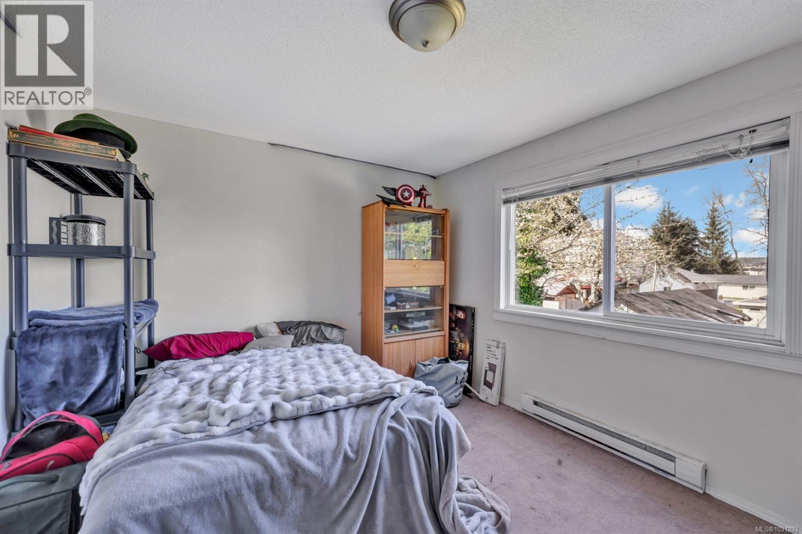 680 Chelsea St - 20