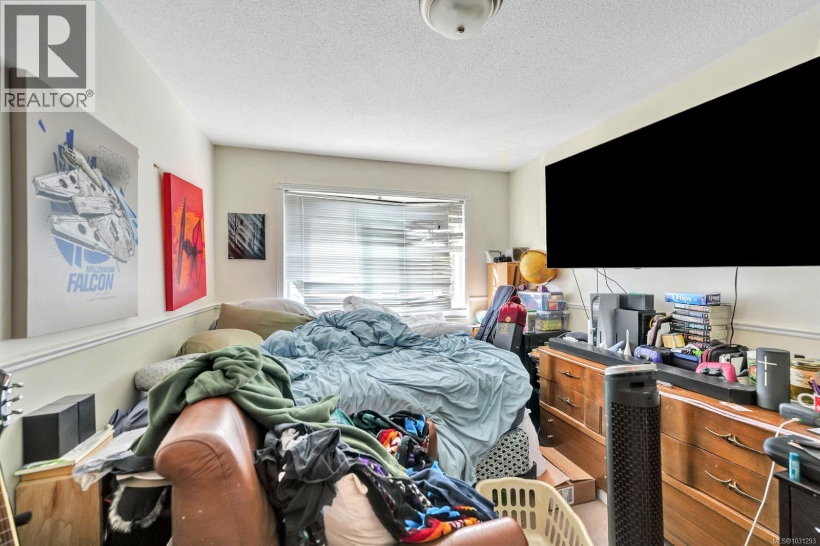 680 Chelsea St - 21
