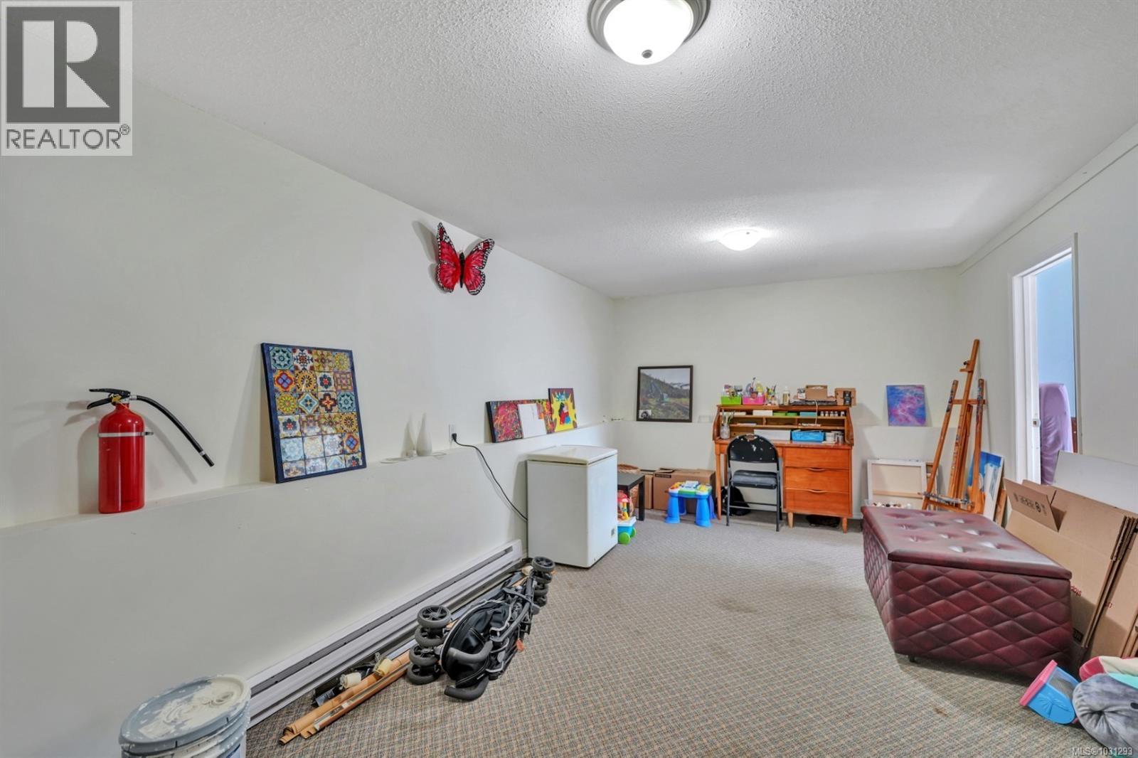 680 Chelsea St - 32