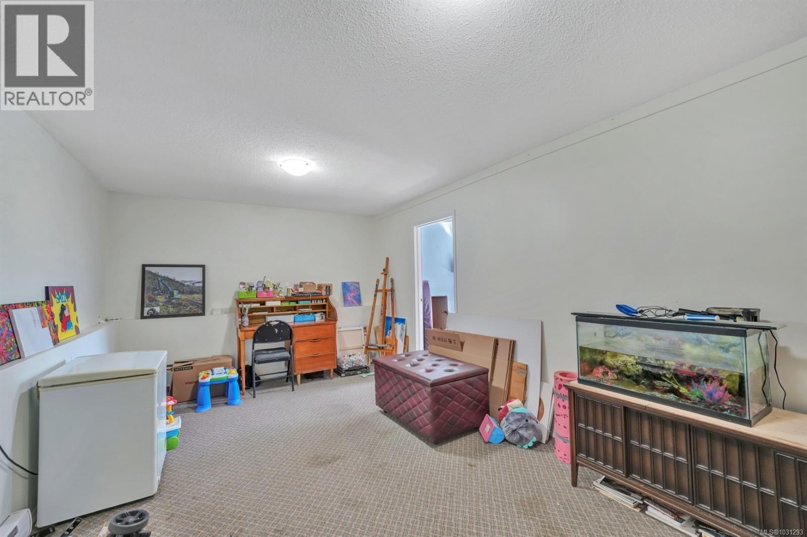 680 Chelsea St - 33