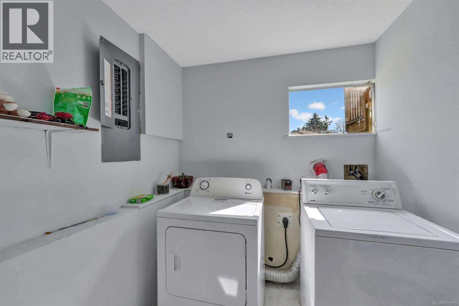 680 Chelsea St - 35