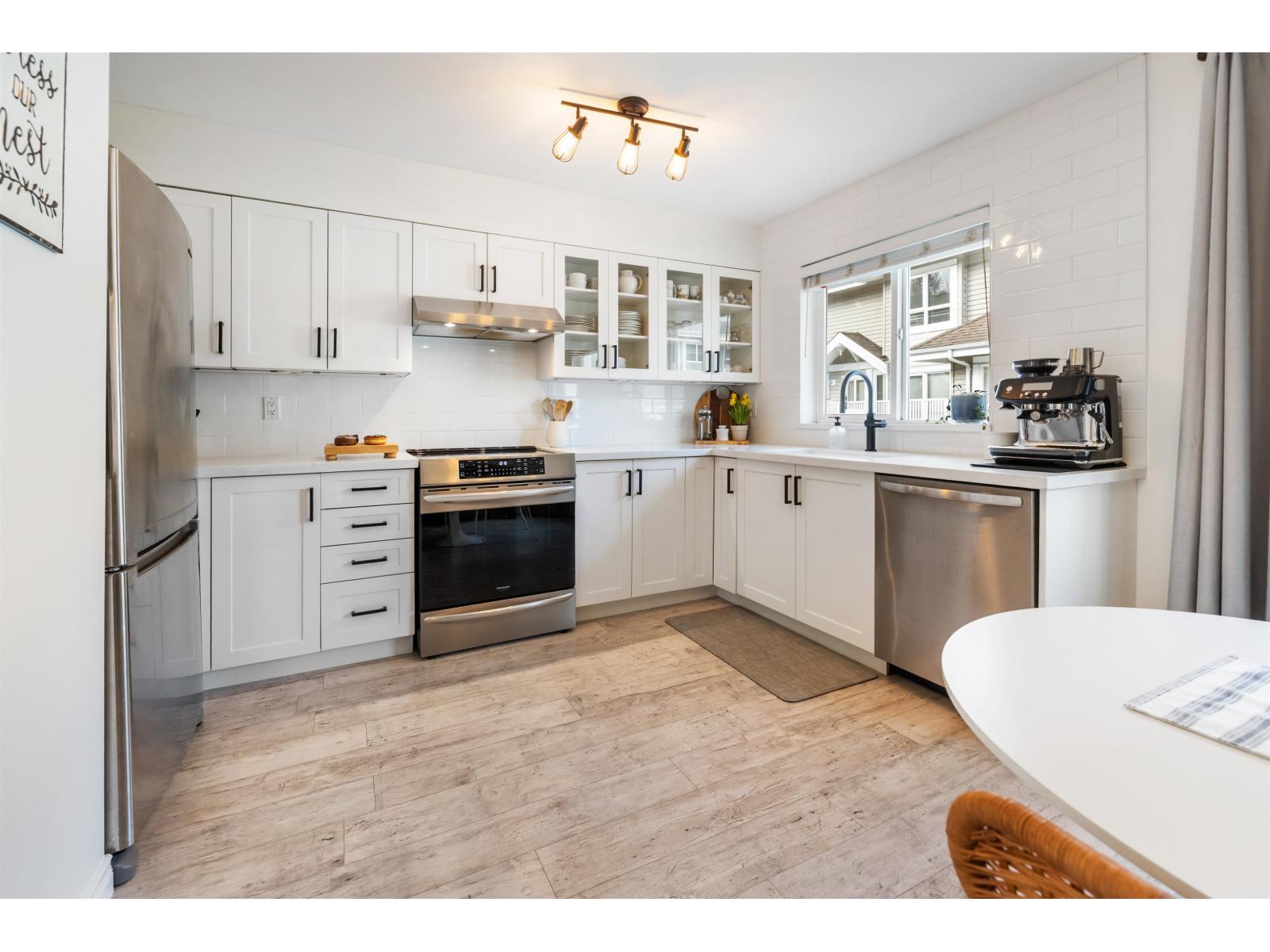 10 8968 208 STREET, Langley