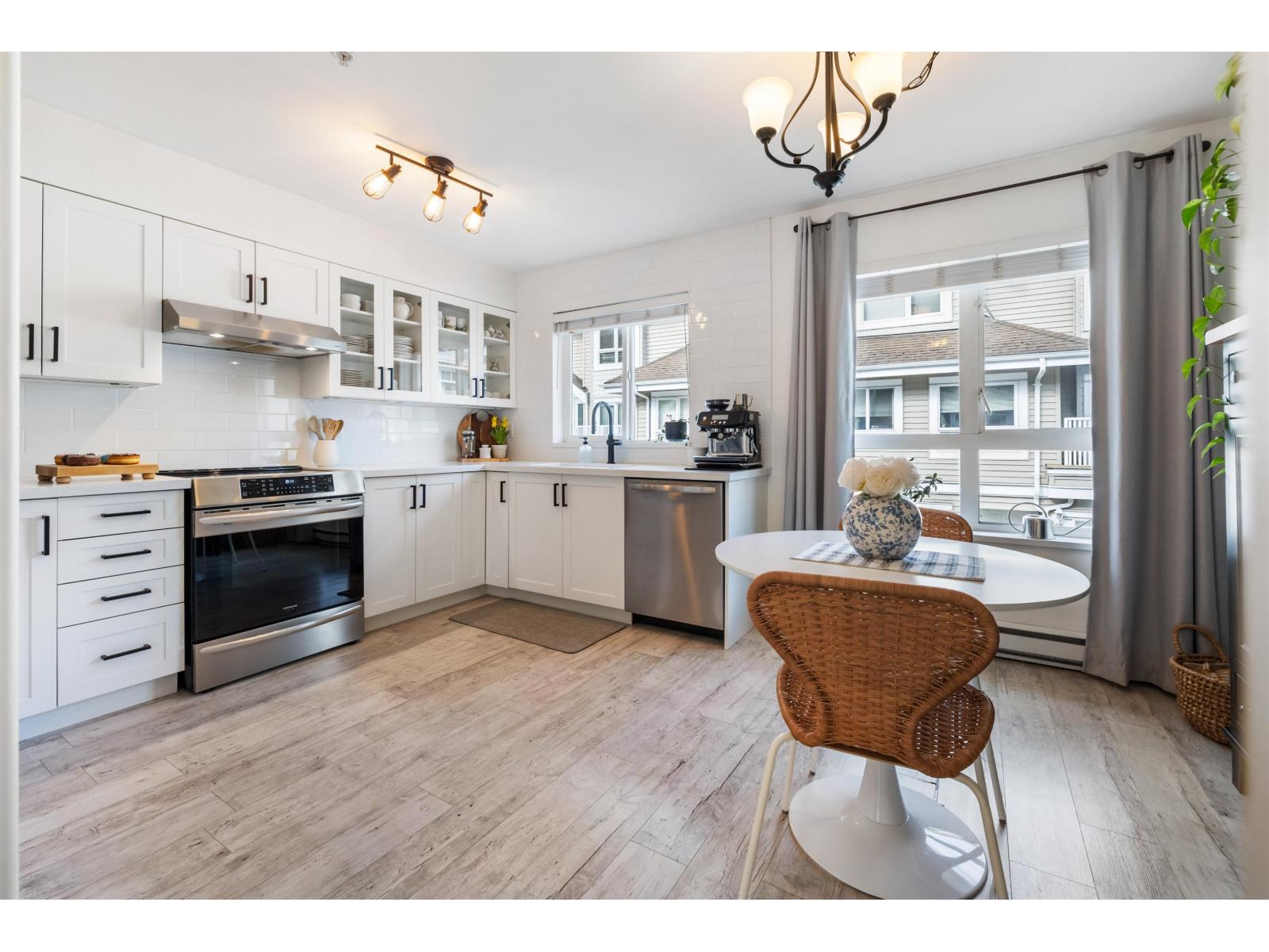 10 8968 208 STREET, Langley