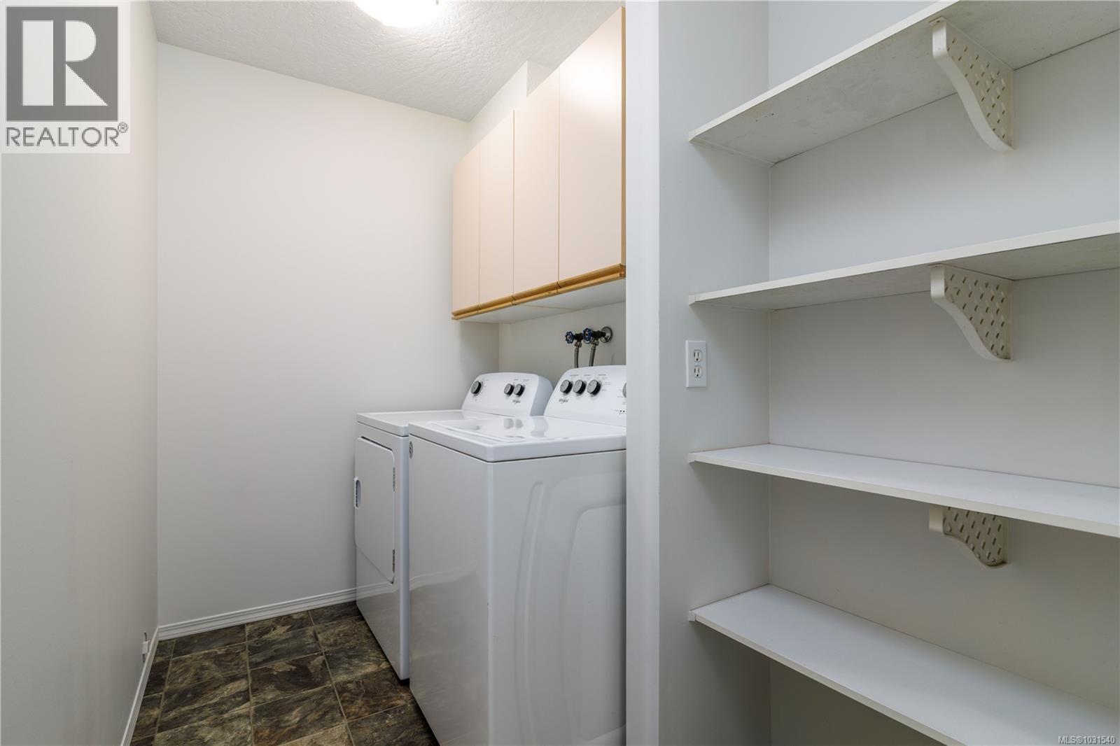 2850 Santana Dr, Langford