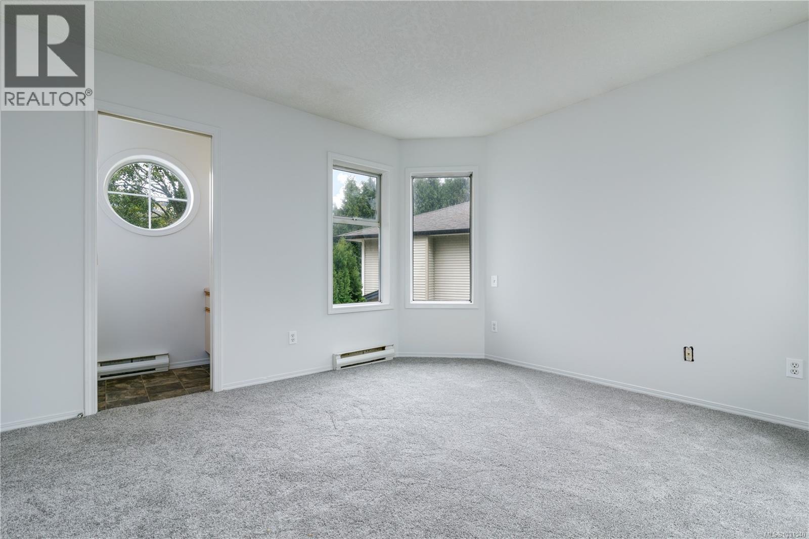 2850 Santana Dr, Langford