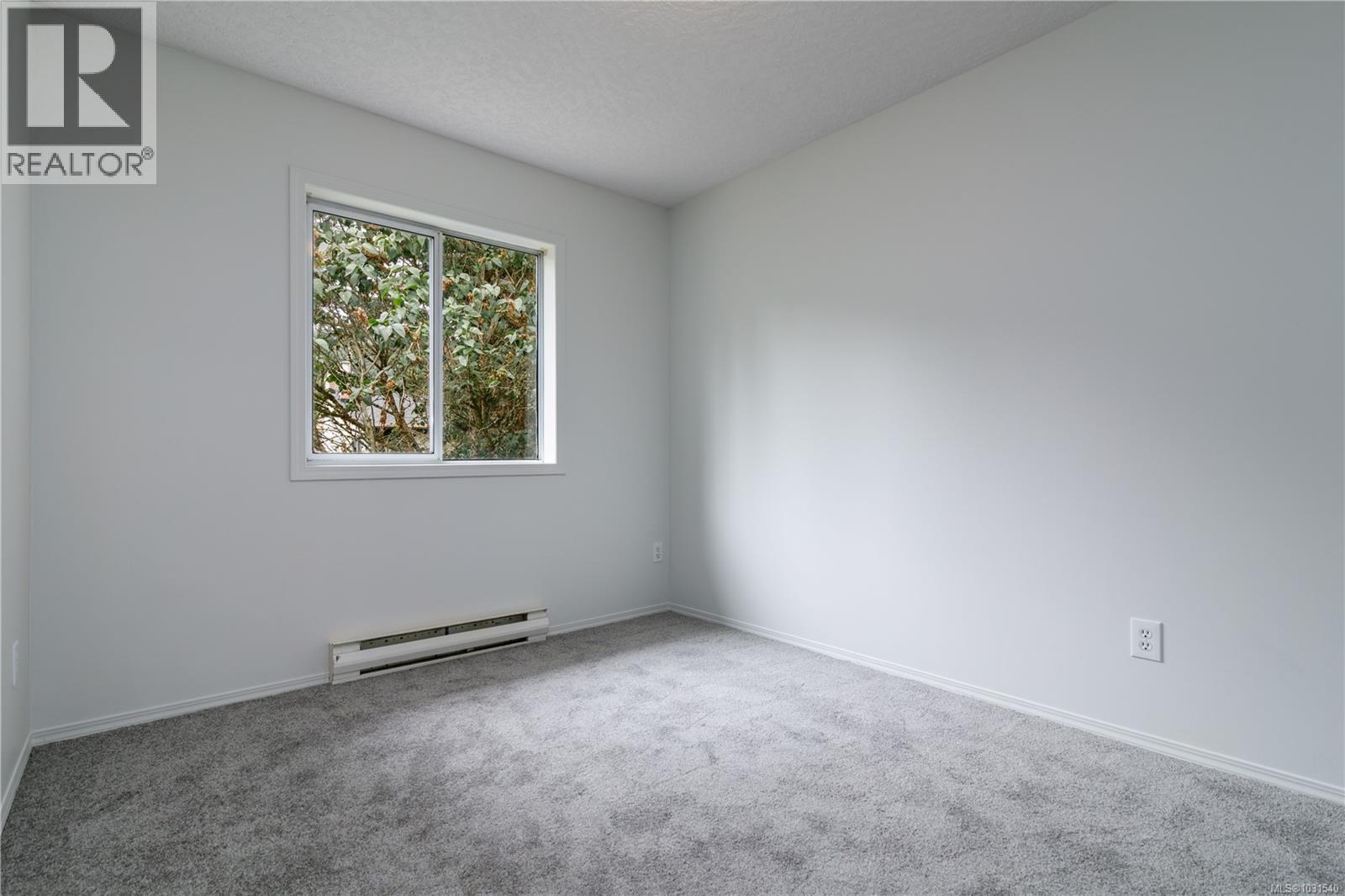 2850 Santana Dr, Langford