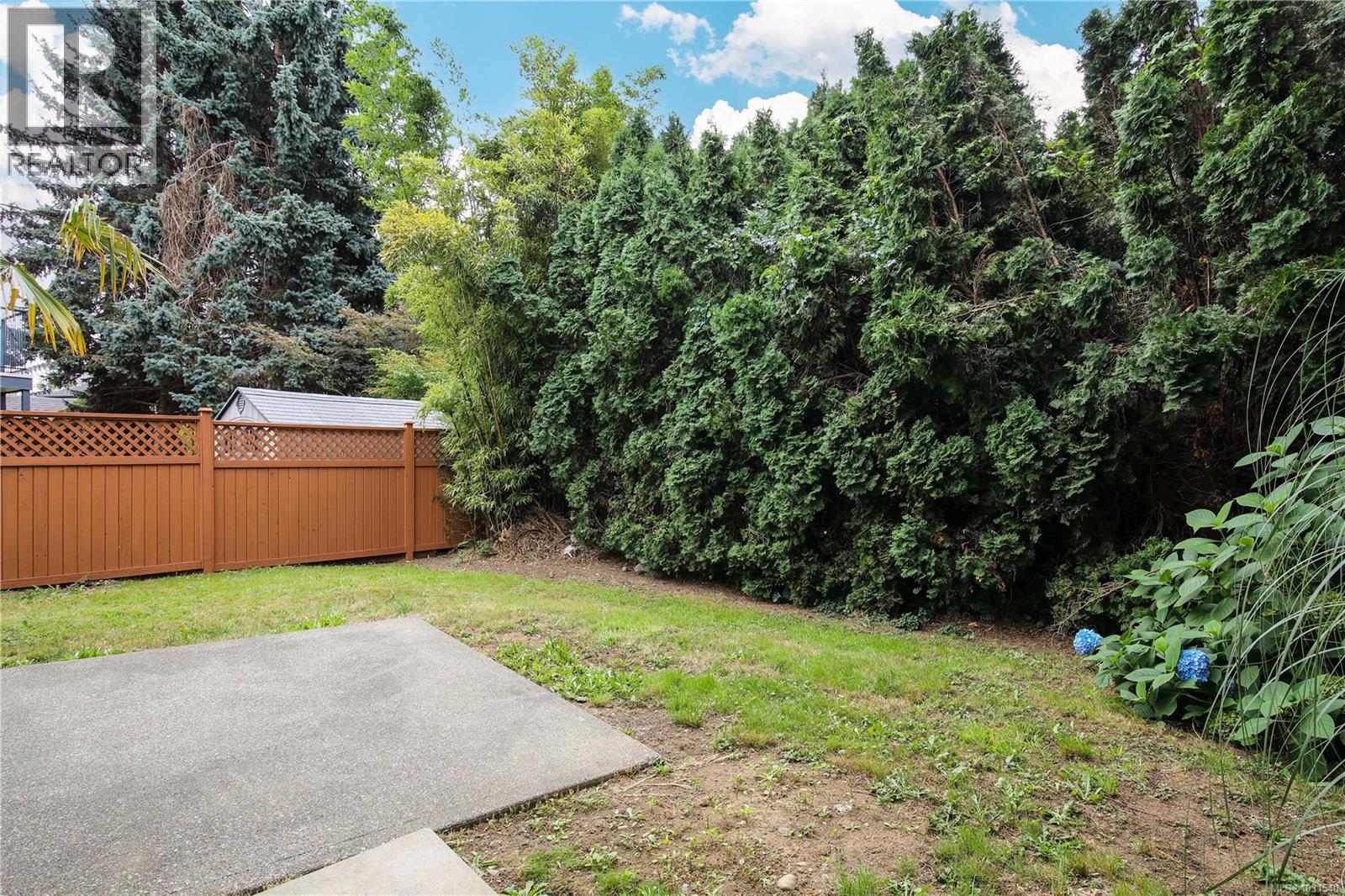 2850 Santana Dr, Langford