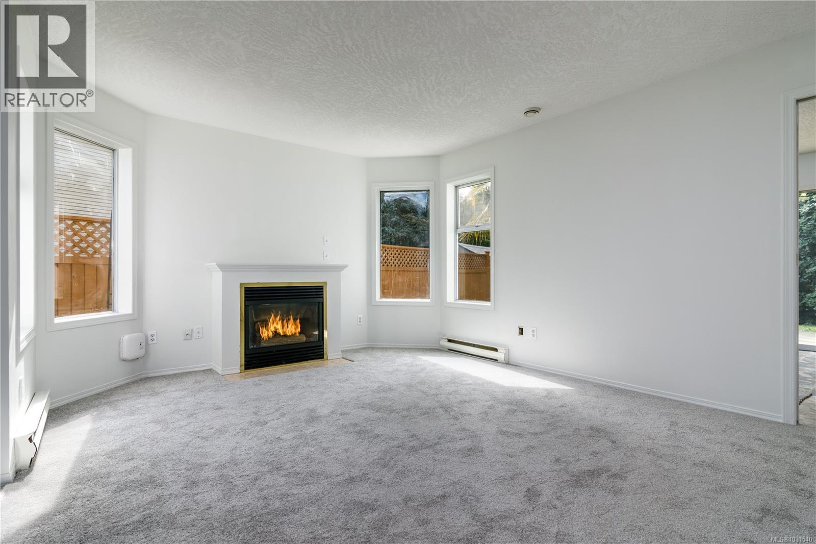 2850 Santana Dr, Langford