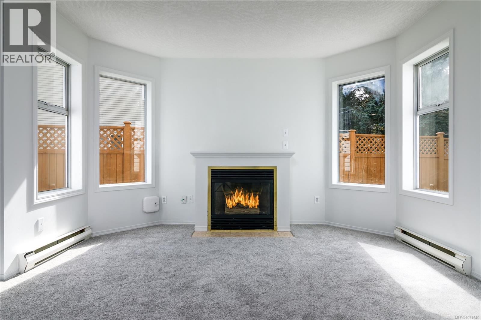 2850 Santana Dr, Langford