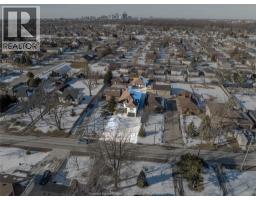 1320 Grand Marais Road East, Windsor, ON N8W1W2 Photo 44