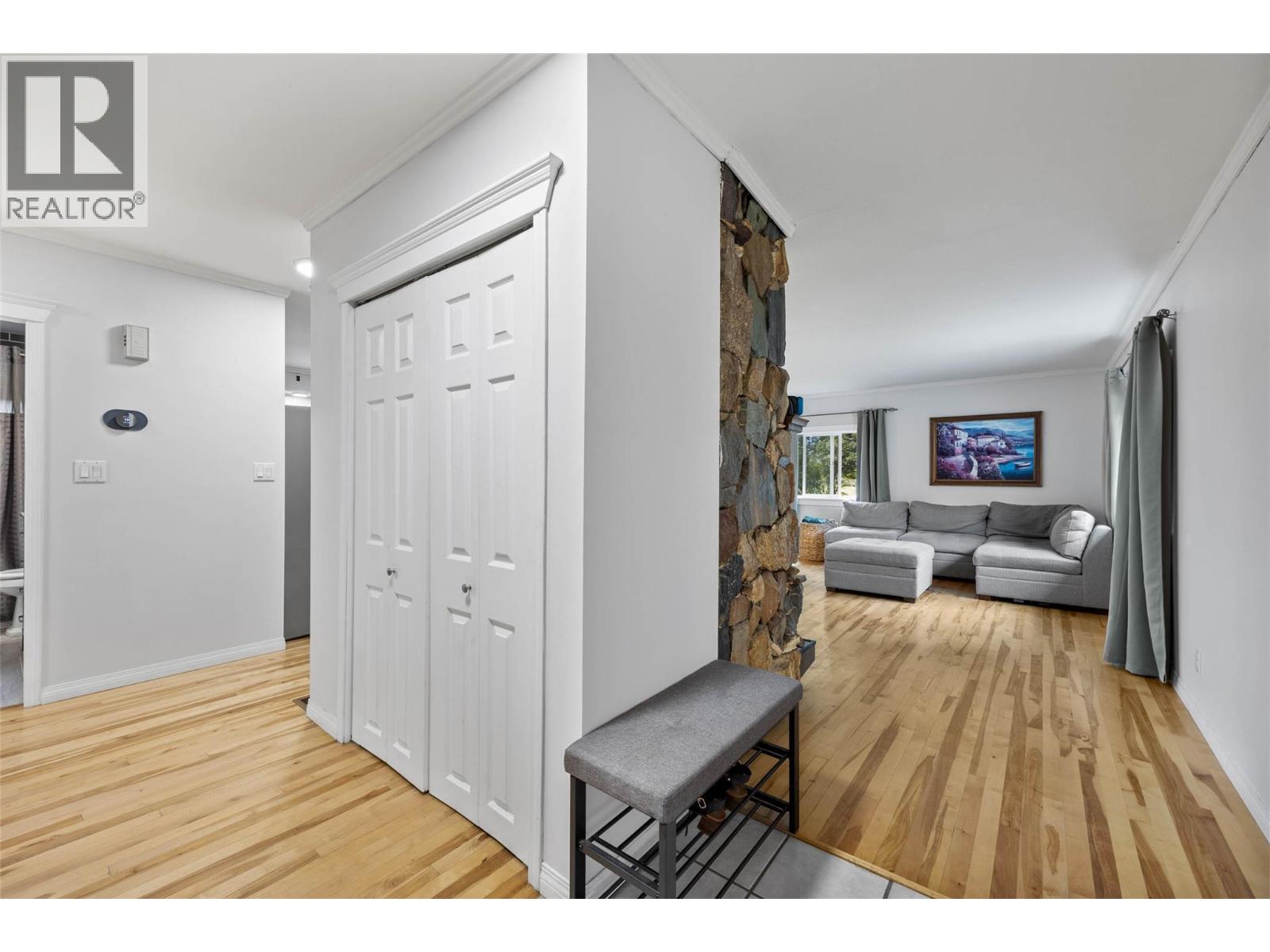 268 MCLURE FERRY Road, McLure