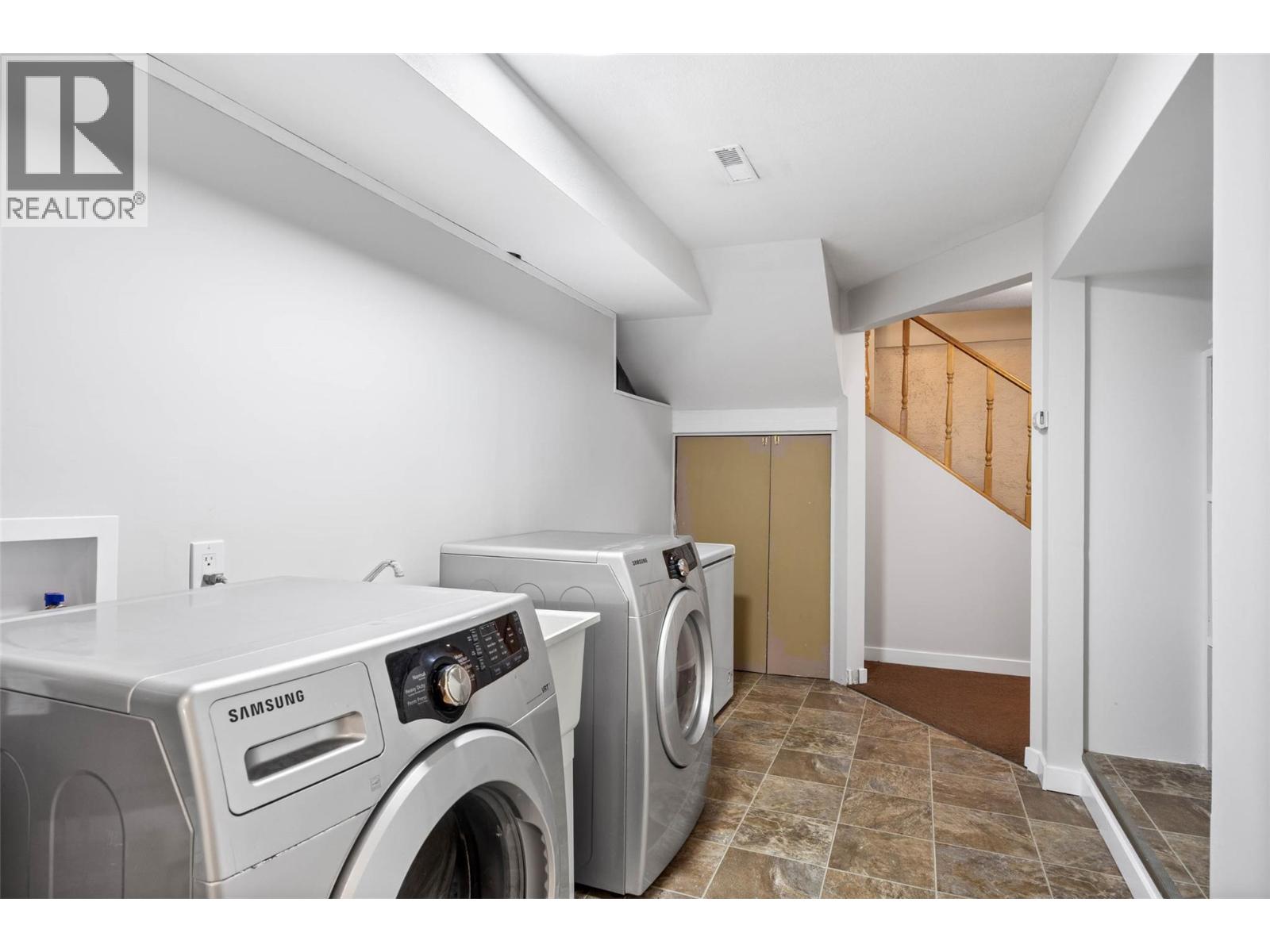 268 MCLURE FERRY Road, McLure