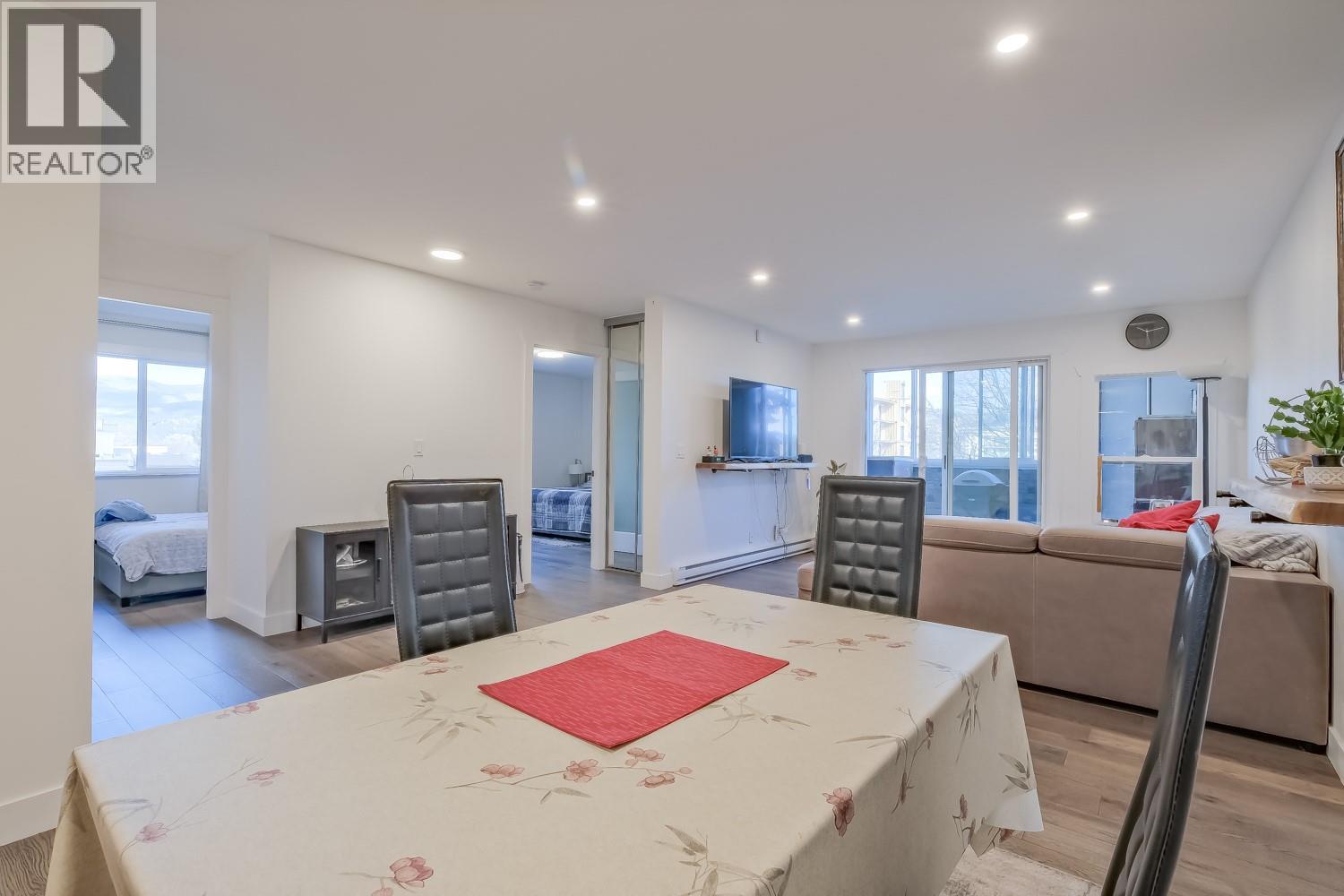 1915 Pacific Court Unit# 401, Kelowna