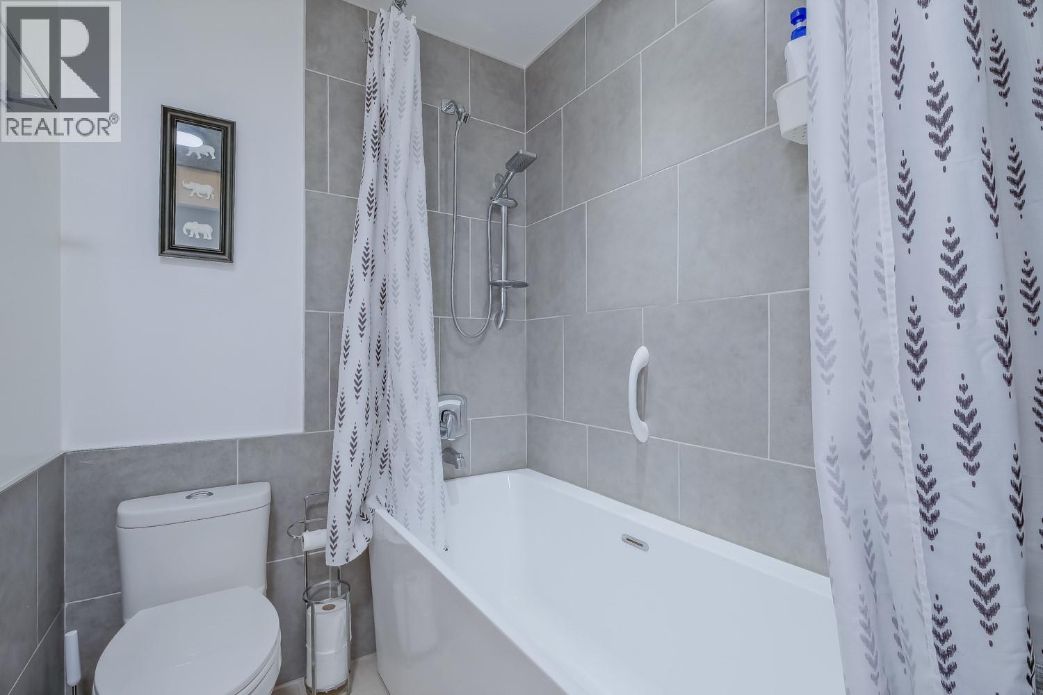 1915 Pacific Court Unit# 401, Kelowna