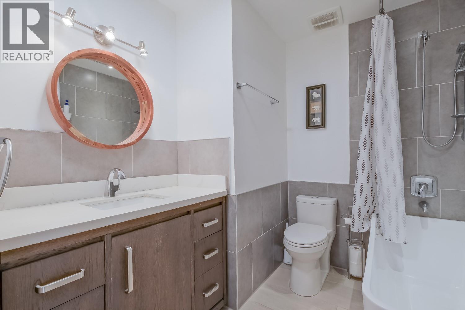 1915 Pacific Court Unit# 401, Kelowna