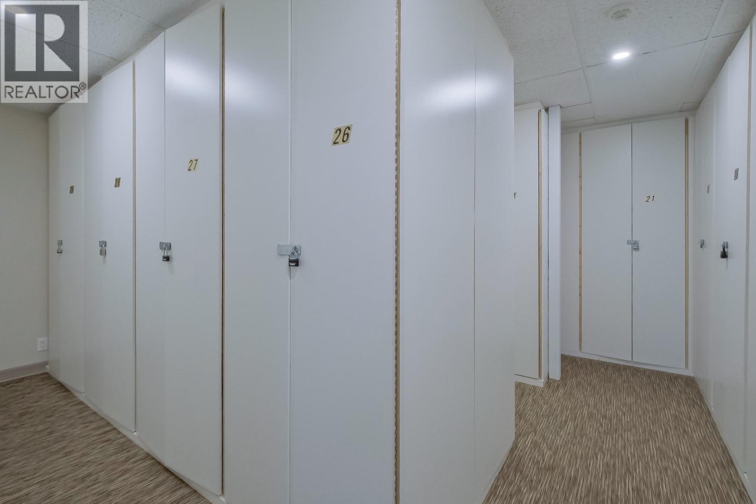 #401 1915 Pacific Court - 28