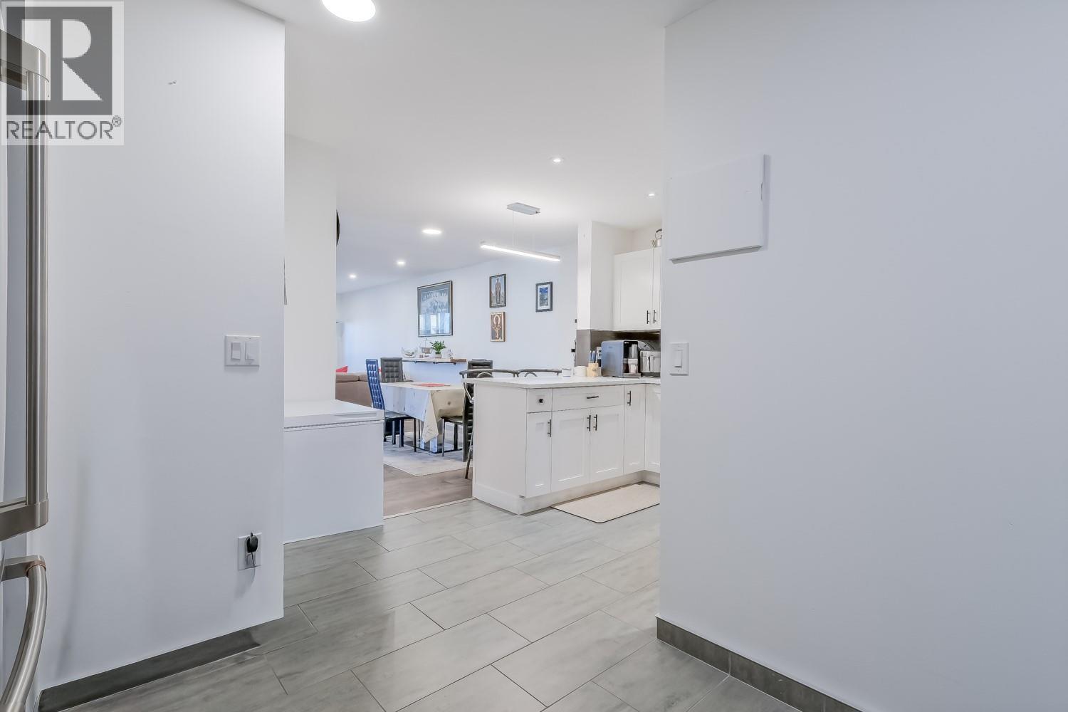 1915 Pacific Court Unit# 401, Kelowna