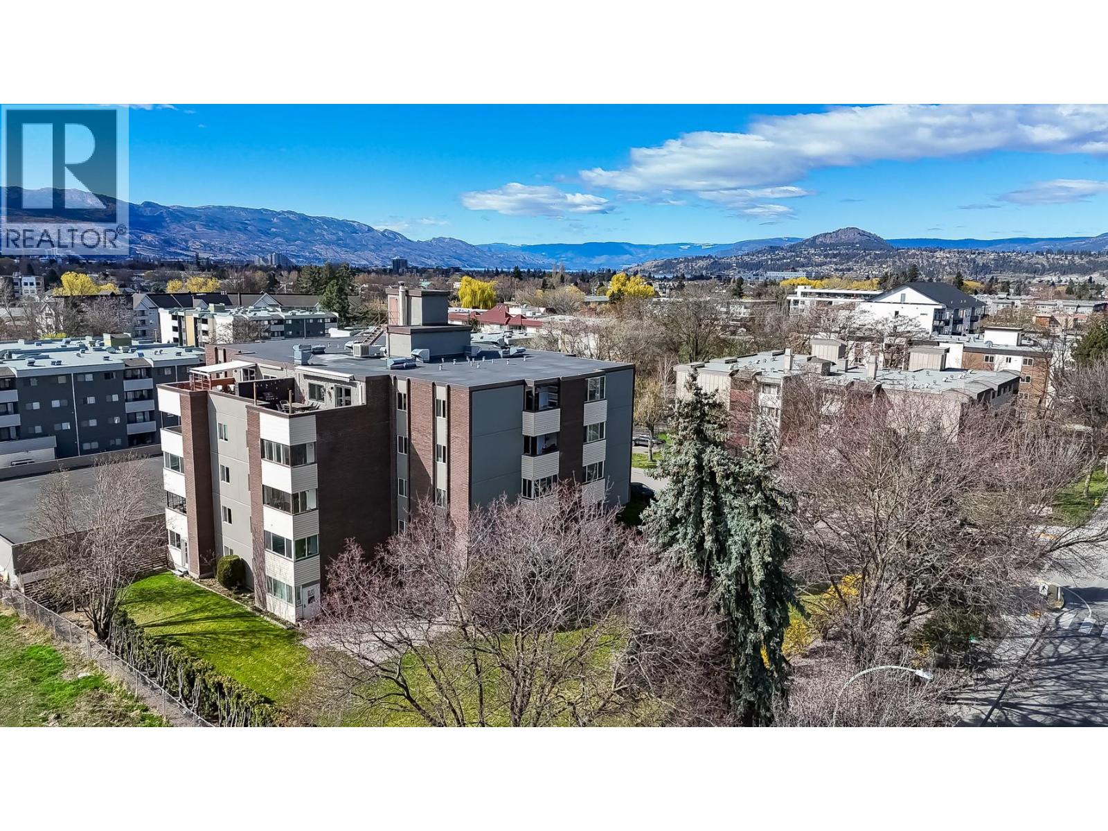 1915 Pacific Court Unit# 401, Kelowna