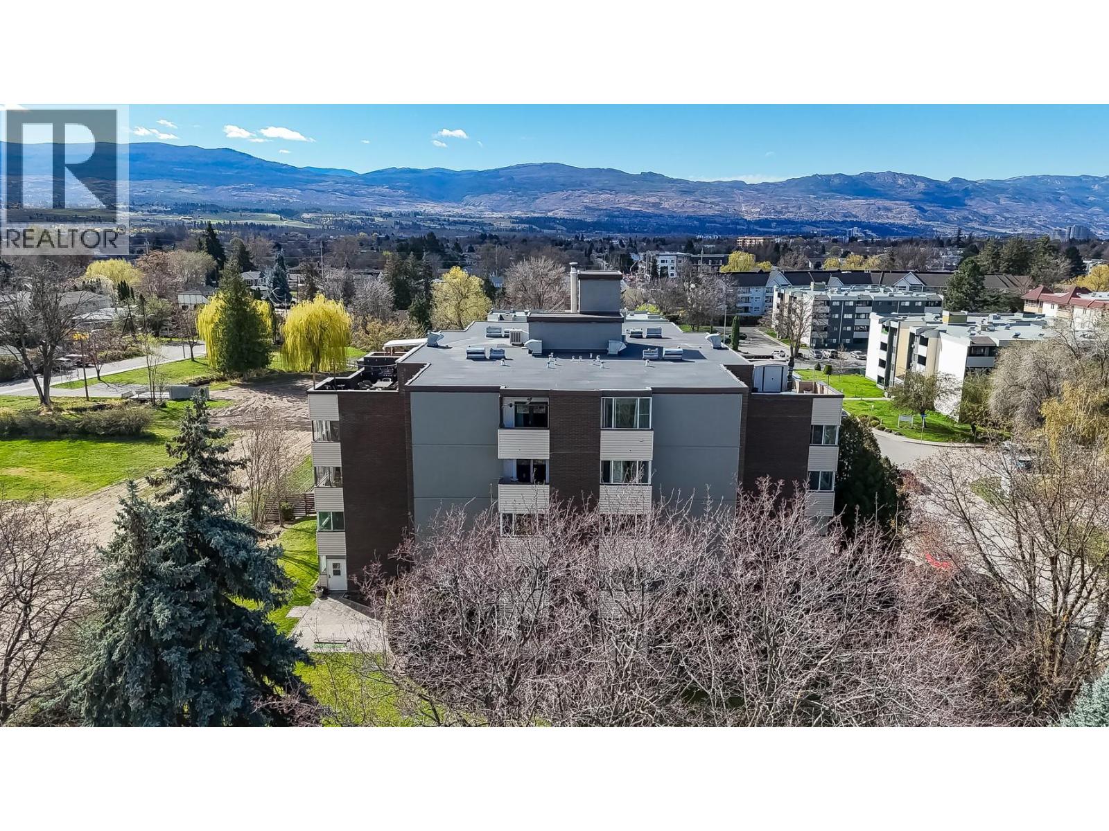 1915 Pacific Court Unit# 401, Kelowna