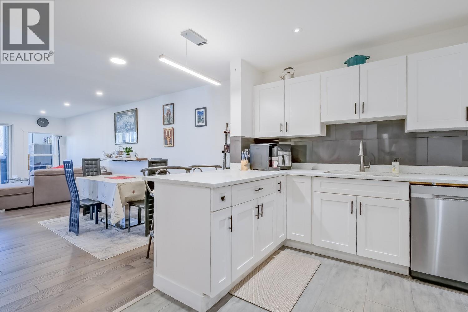 1915 Pacific Court Unit# 401, Kelowna