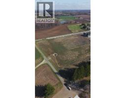 1070 Snyders Flats Road, Bloomingdale, ON N0B1K0 Photo 8