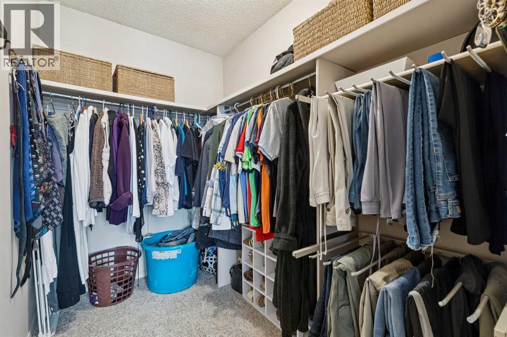 168 Erin Meadow Close SE, Calgary, Alberta