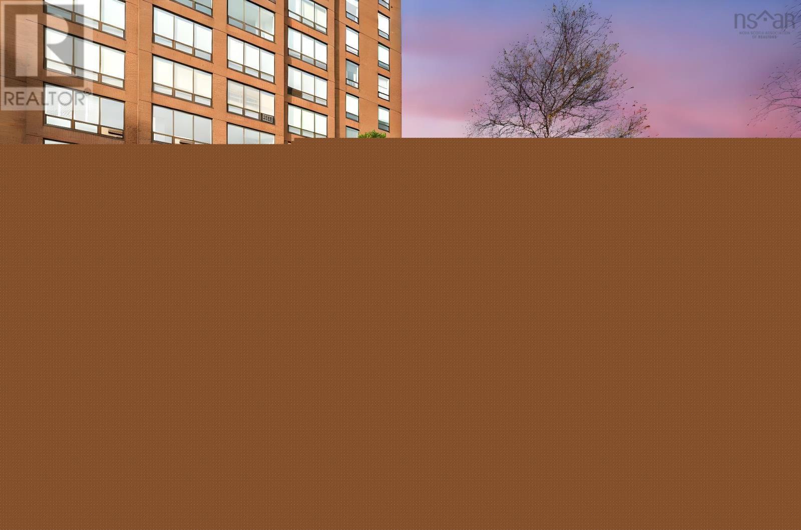 Property 41 of 50 of 702 1465 Brenton Street