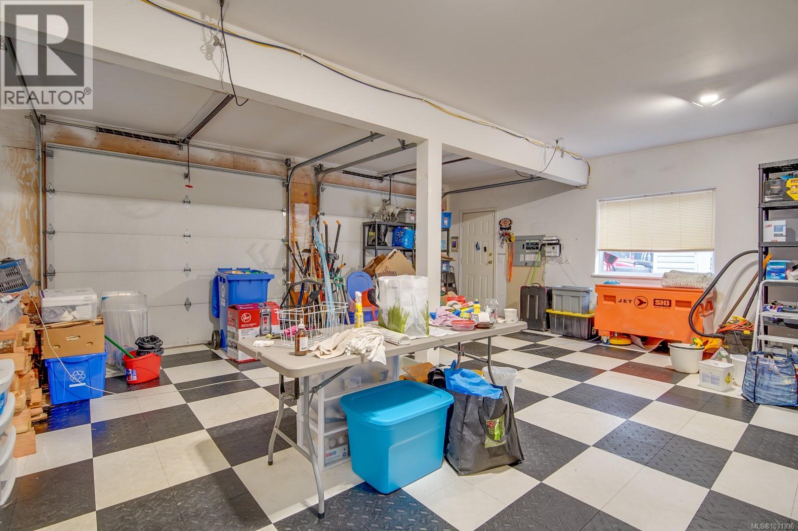 4547 Wellington Ave - 45