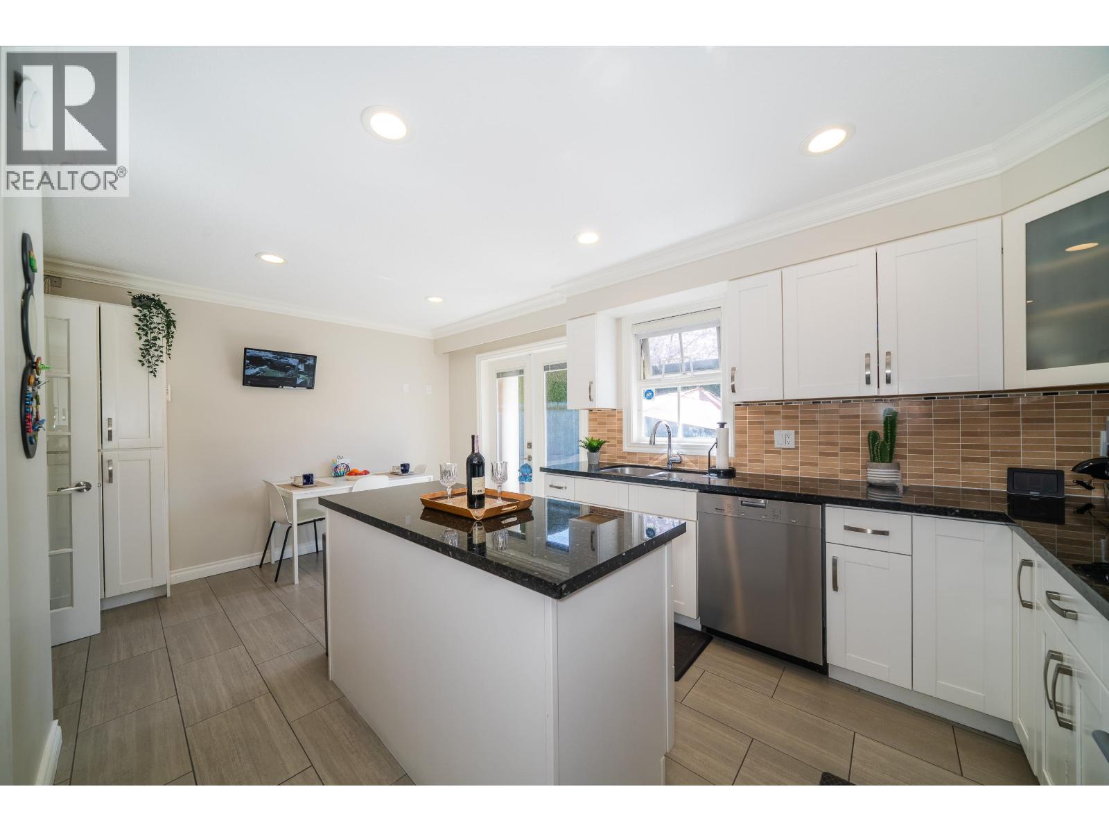 4049 W 27TH AVENUE, Vancouver