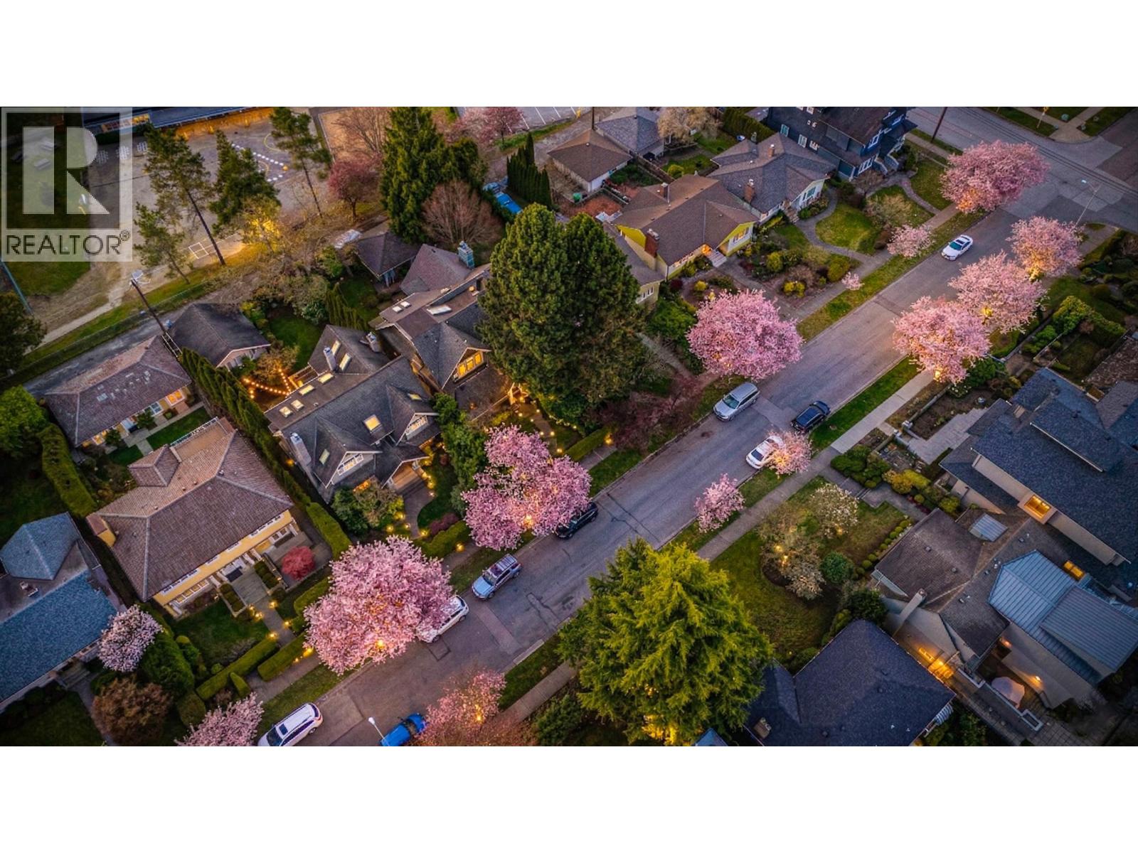 4049 W 27TH AVENUE, Vancouver