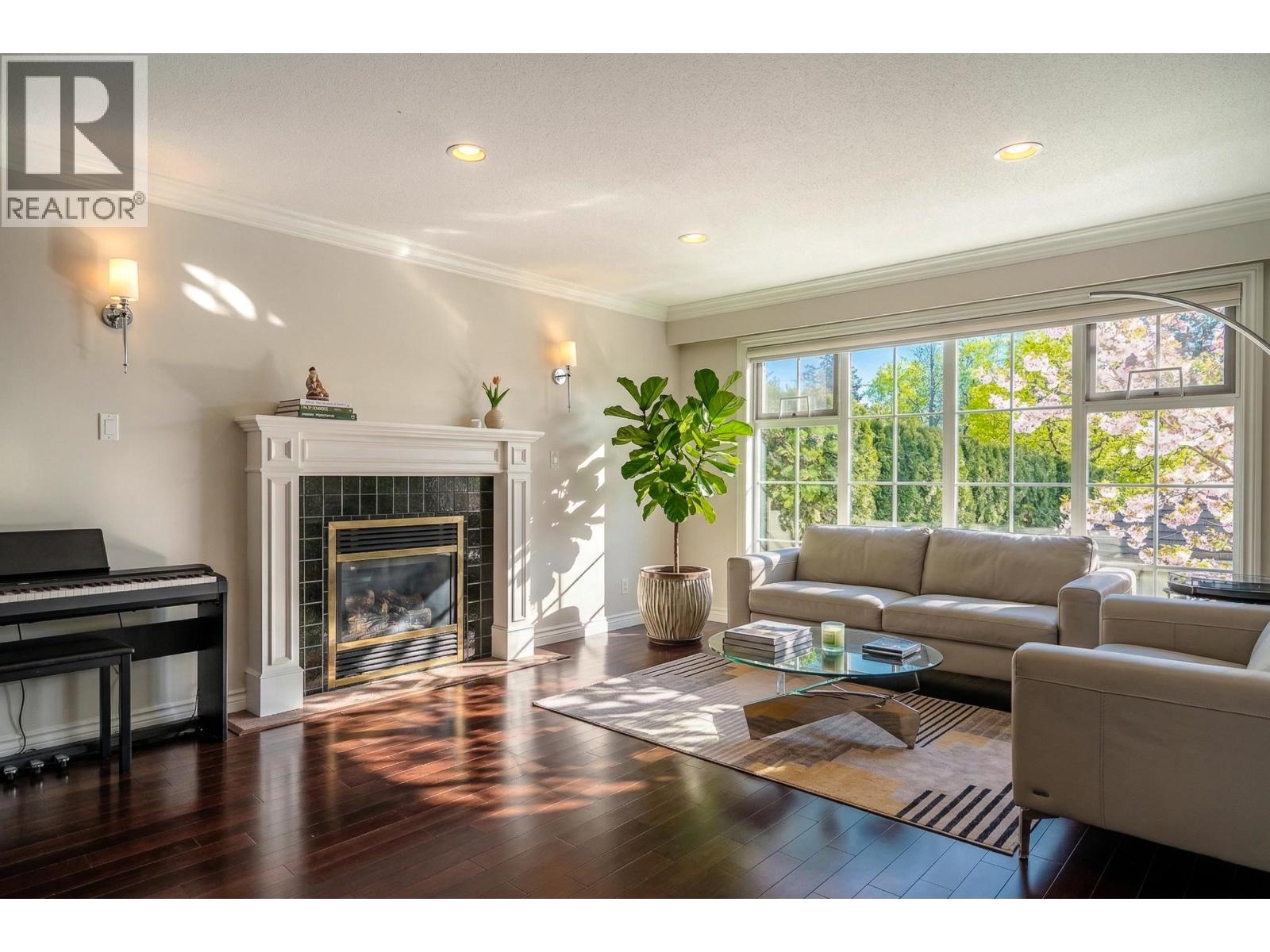 4049 W 27TH AVENUE, Vancouver