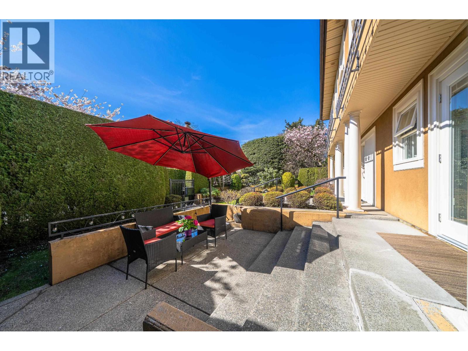 4049 W 27TH AVENUE, Vancouver