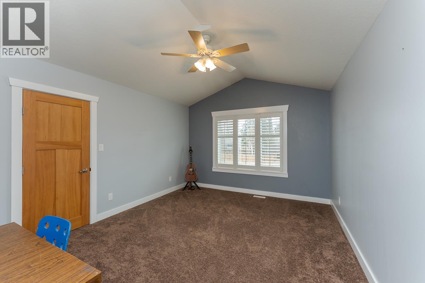 7613 LOEDEL CRESCENT - 22