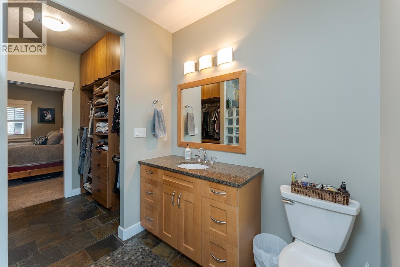 7613 LOEDEL CRESCENT - 20