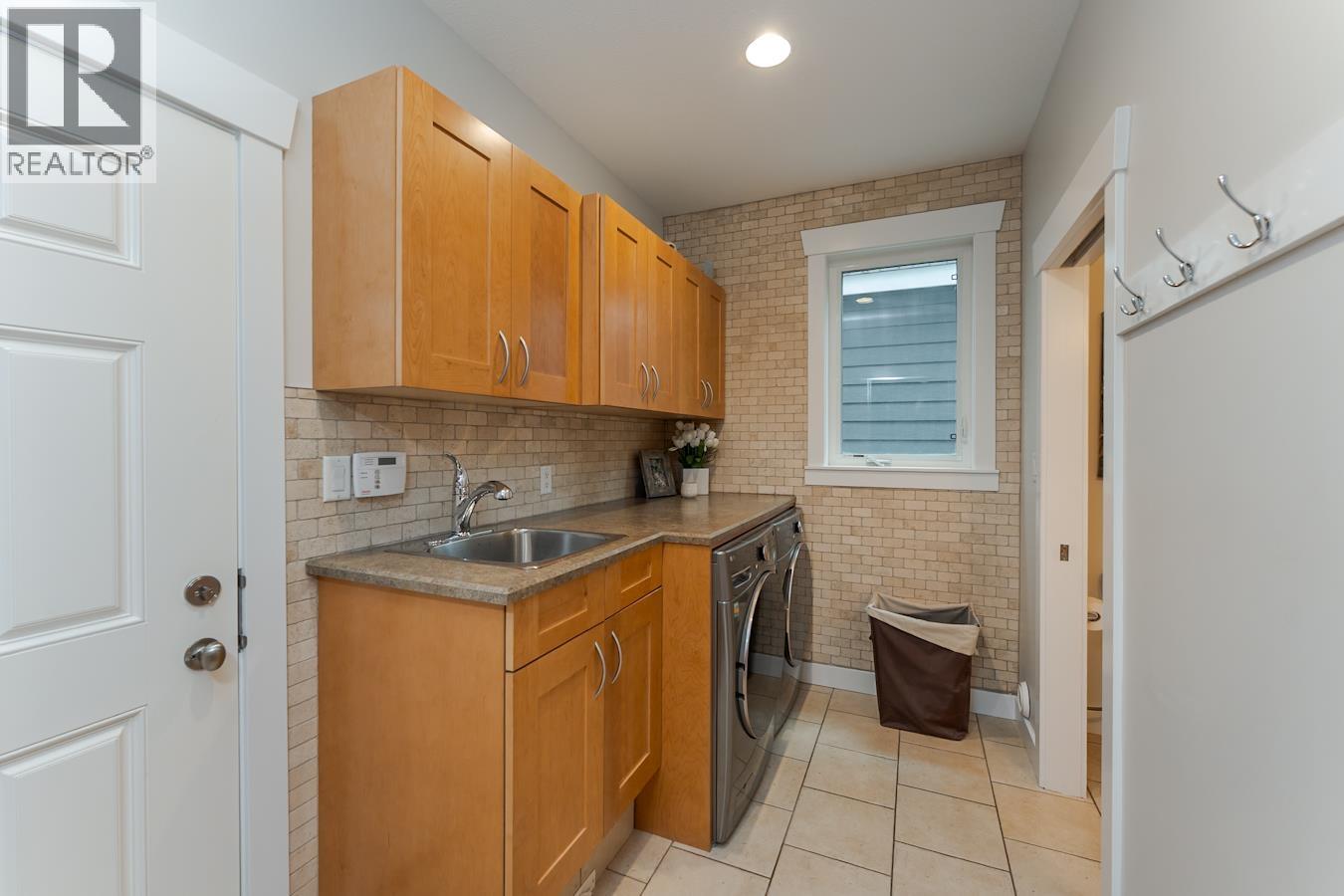 7613 LOEDEL CRESCENT - 14