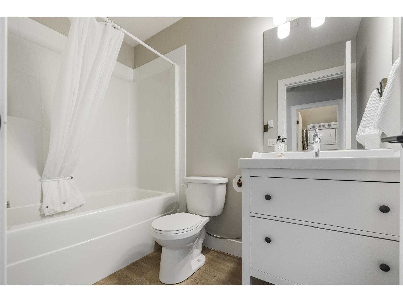 10398 WEDGEWOOD DRIVE, Fairfield Island, Chilliwack