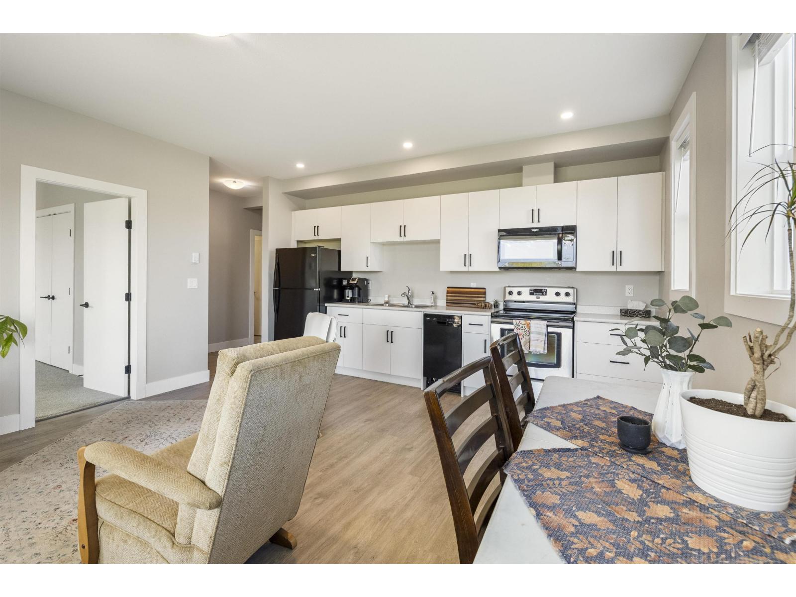 10398 WEDGEWOOD DRIVE, Fairfield Island, Chilliwack