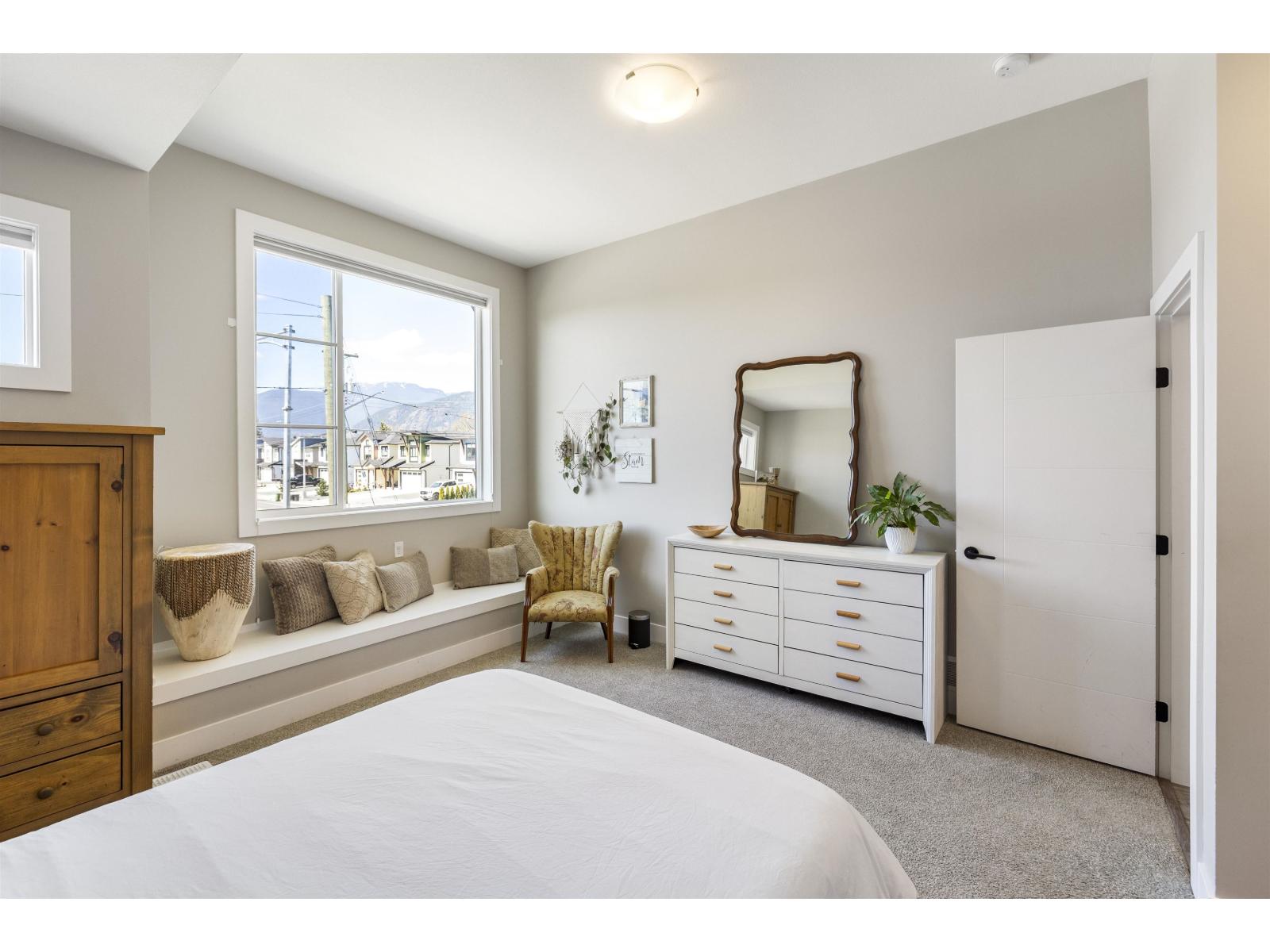 10398 WEDGEWOOD DRIVE, Fairfield Island, Chilliwack