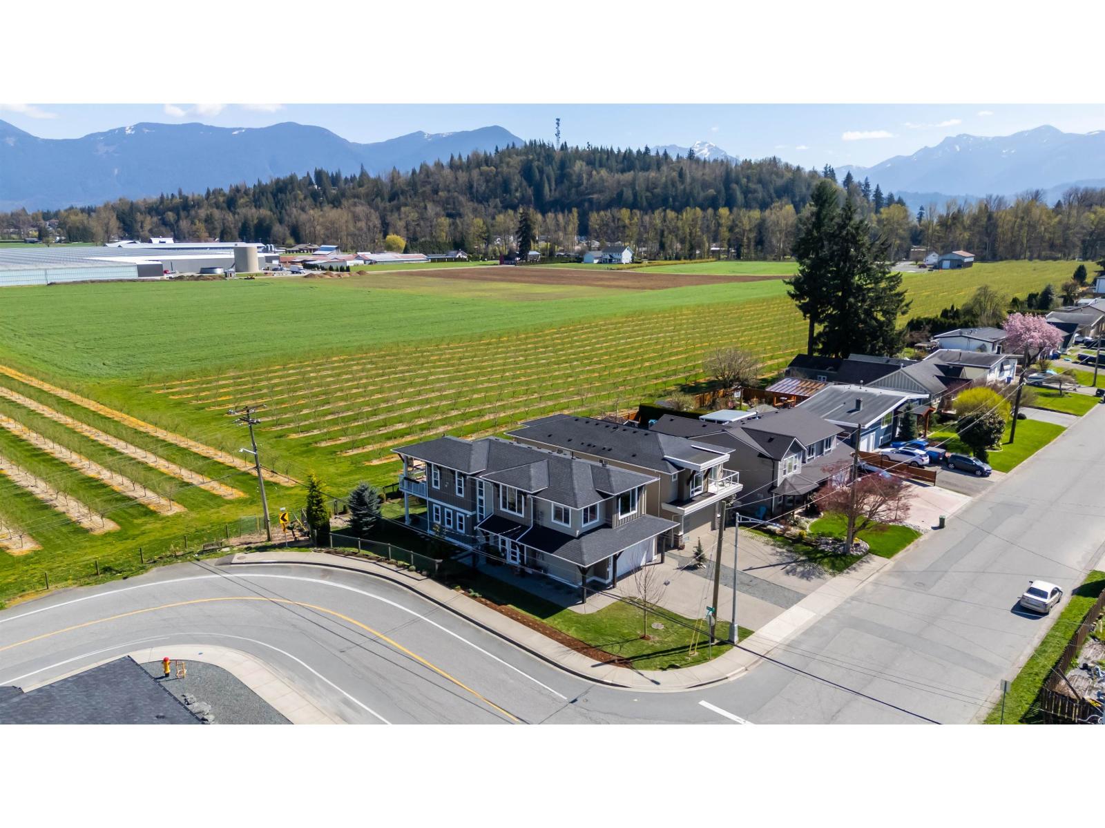 10398 WEDGEWOOD DRIVE, Fairfield Island, Chilliwack
