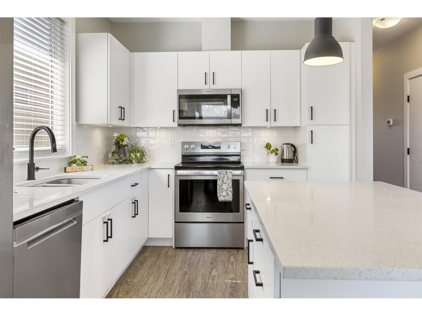 10398 WEDGEWOOD DRIVE, Fairfield Island, Chilliwack