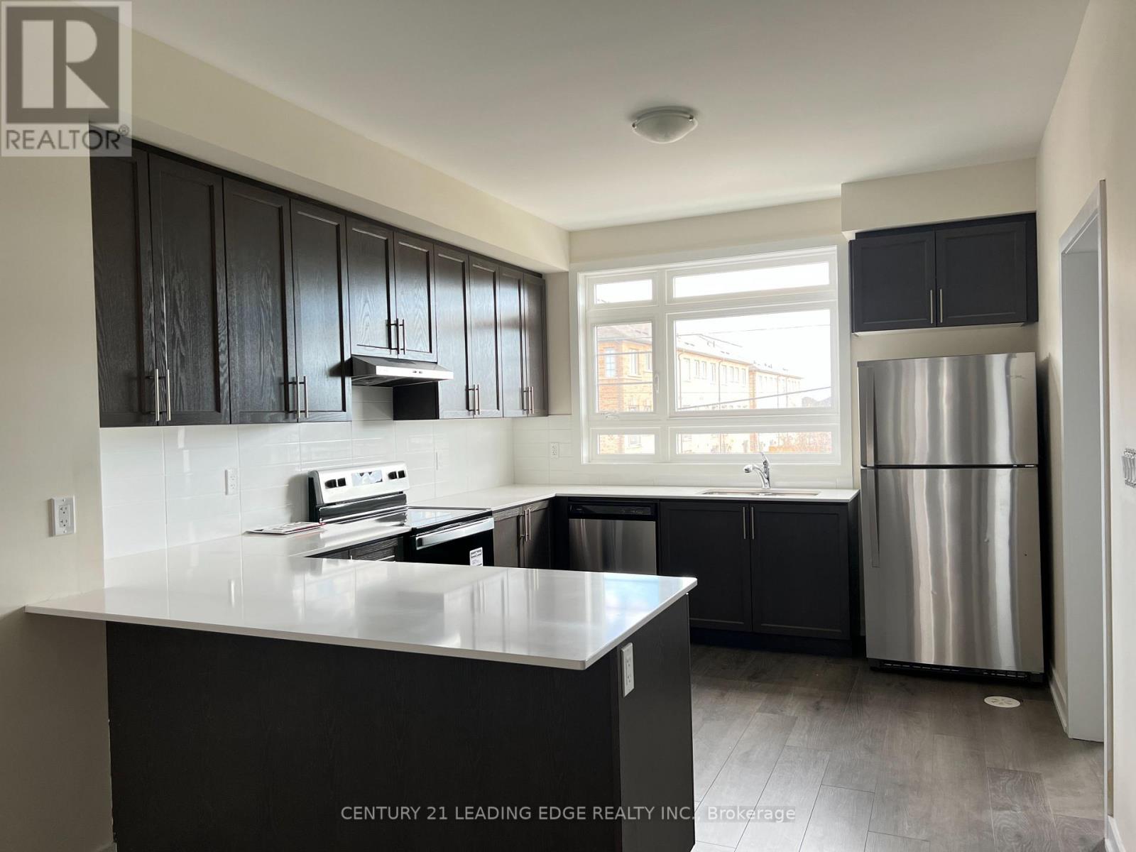 #211 250 FINCH AVENUE - 9
