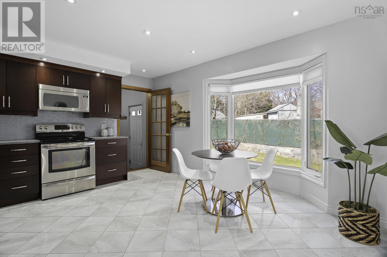 Property 8 of 52 of 981 Beaufort Avenue