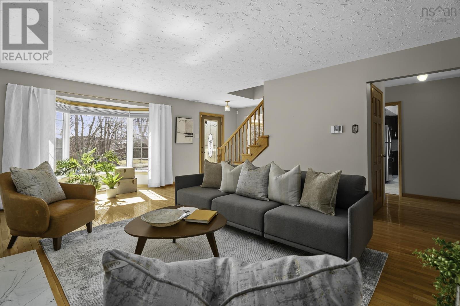 Property 34 of 52 of 981 Beaufort Avenue