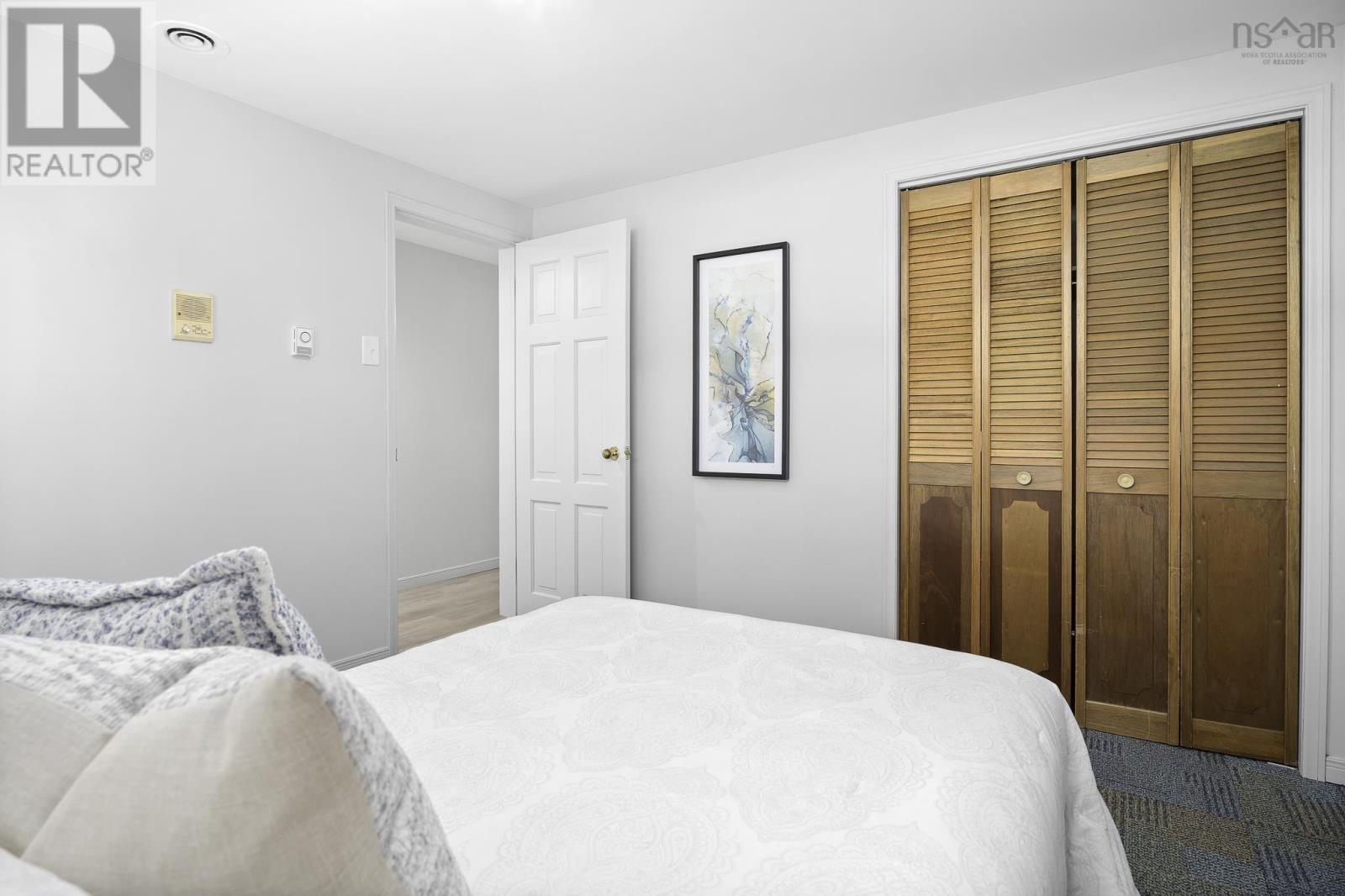 Property 48 of 52 of 981 Beaufort Avenue