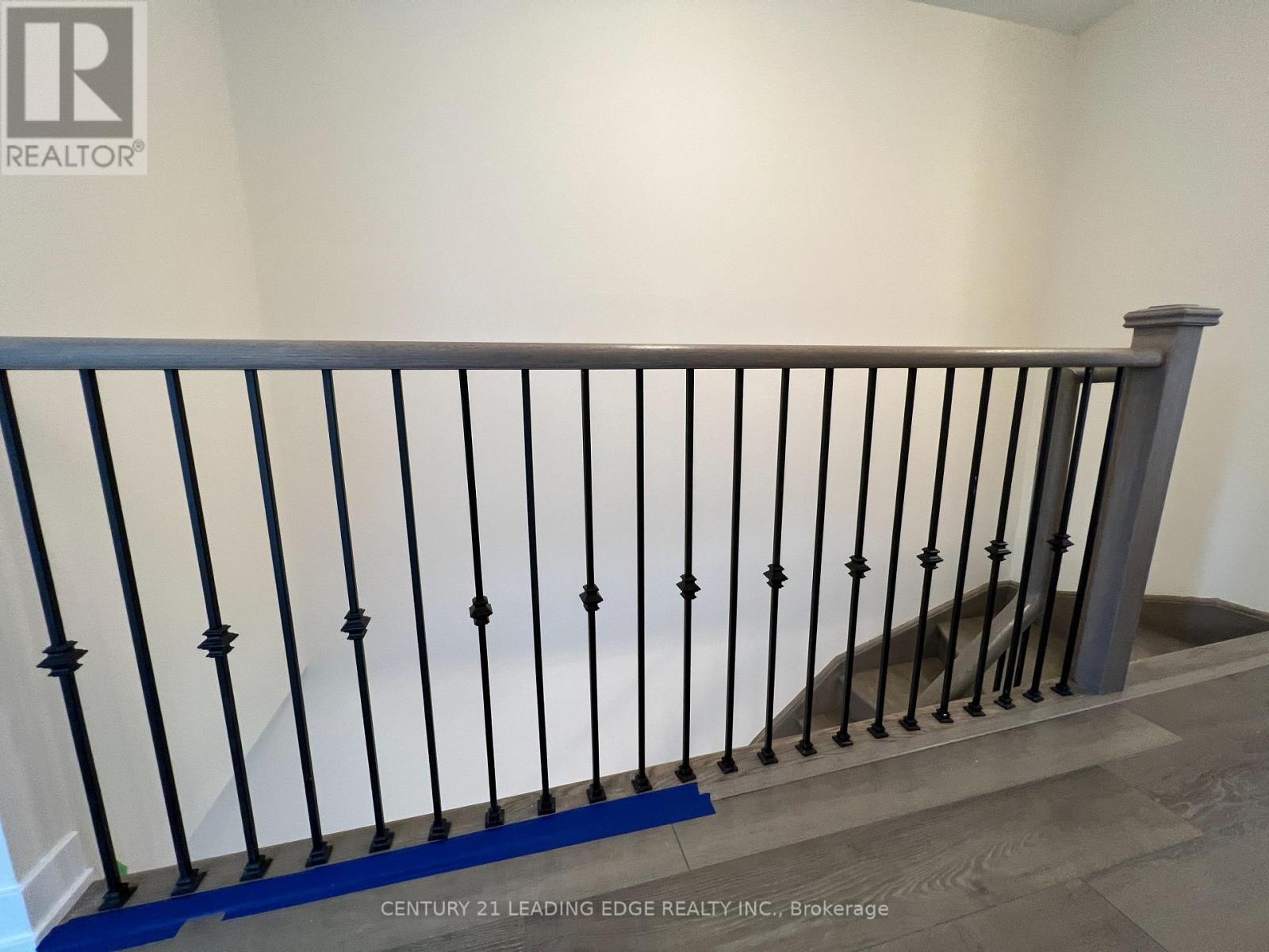 #211 250 FINCH AVENUE - 7