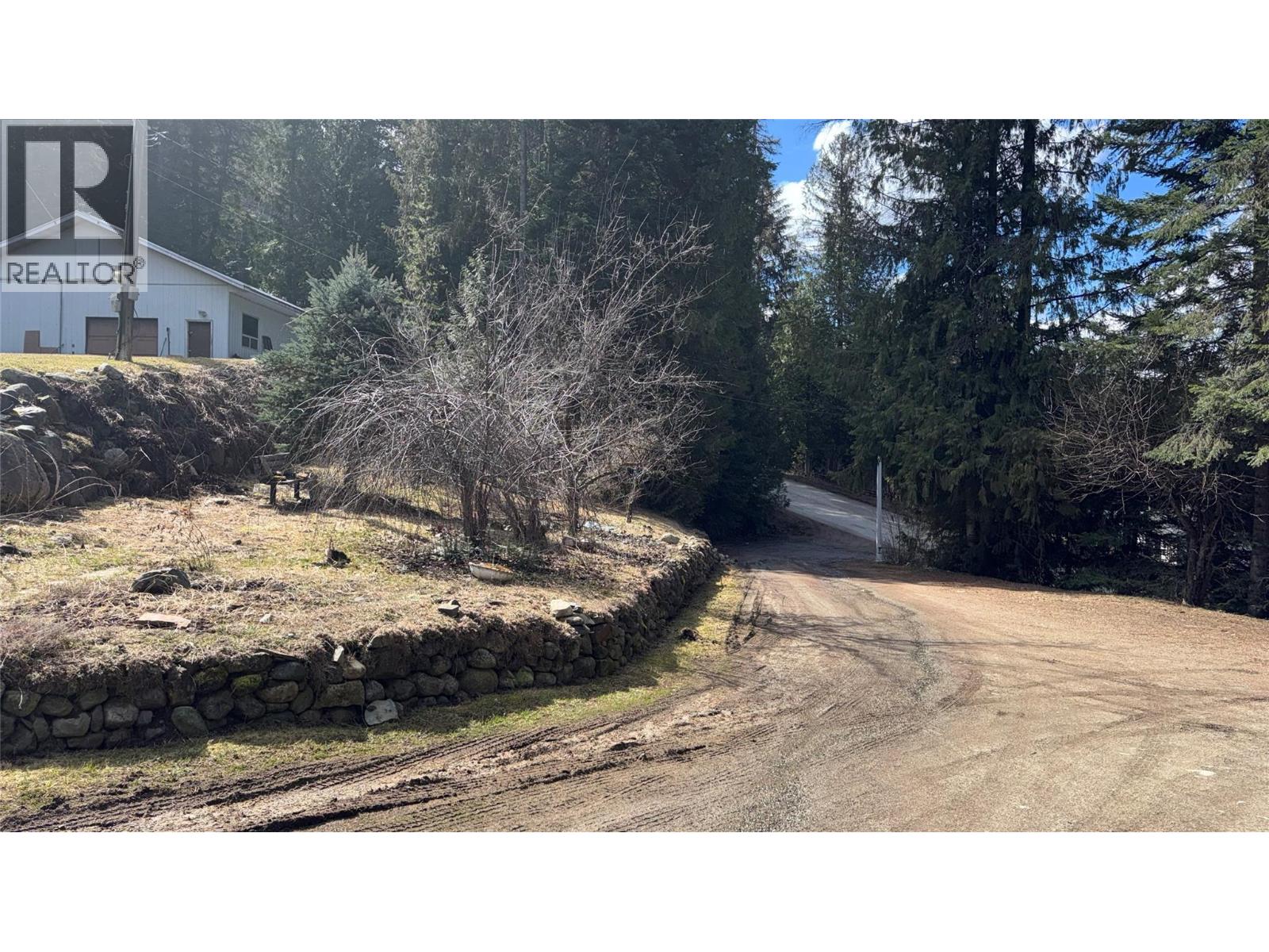 2300 Old Salmo Road - 67