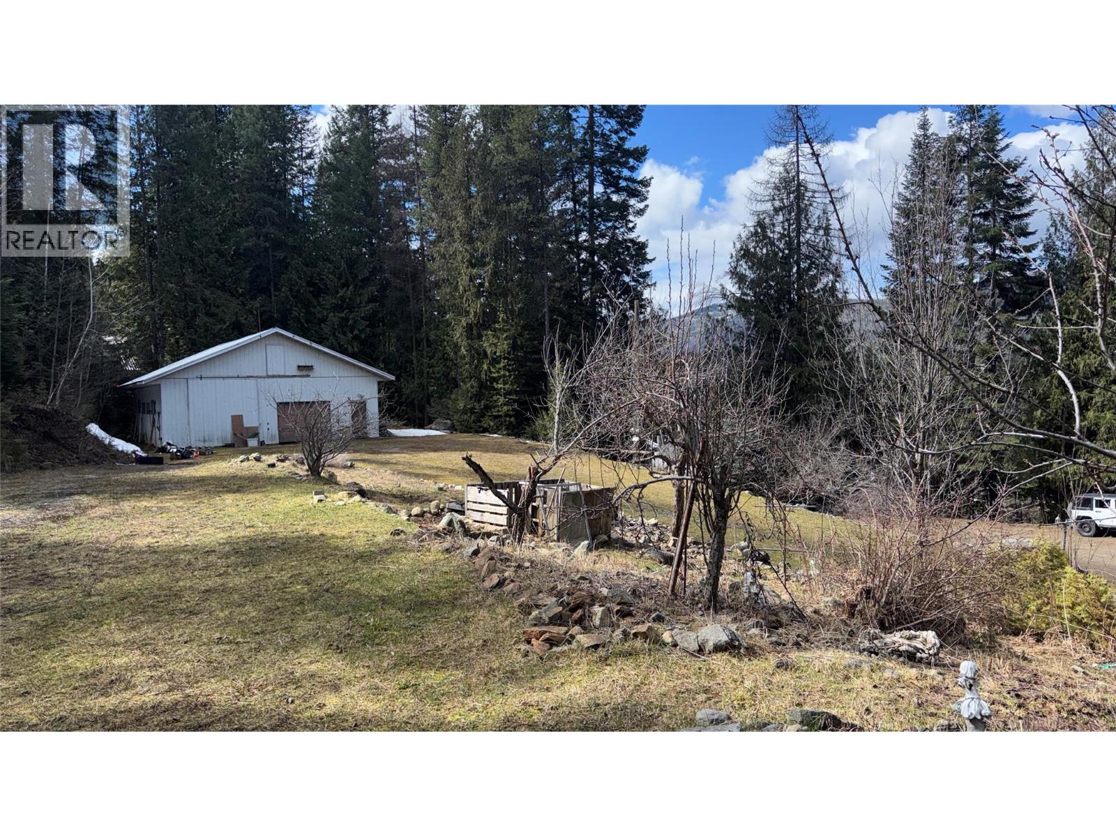 2300 Old Salmo Road - 72