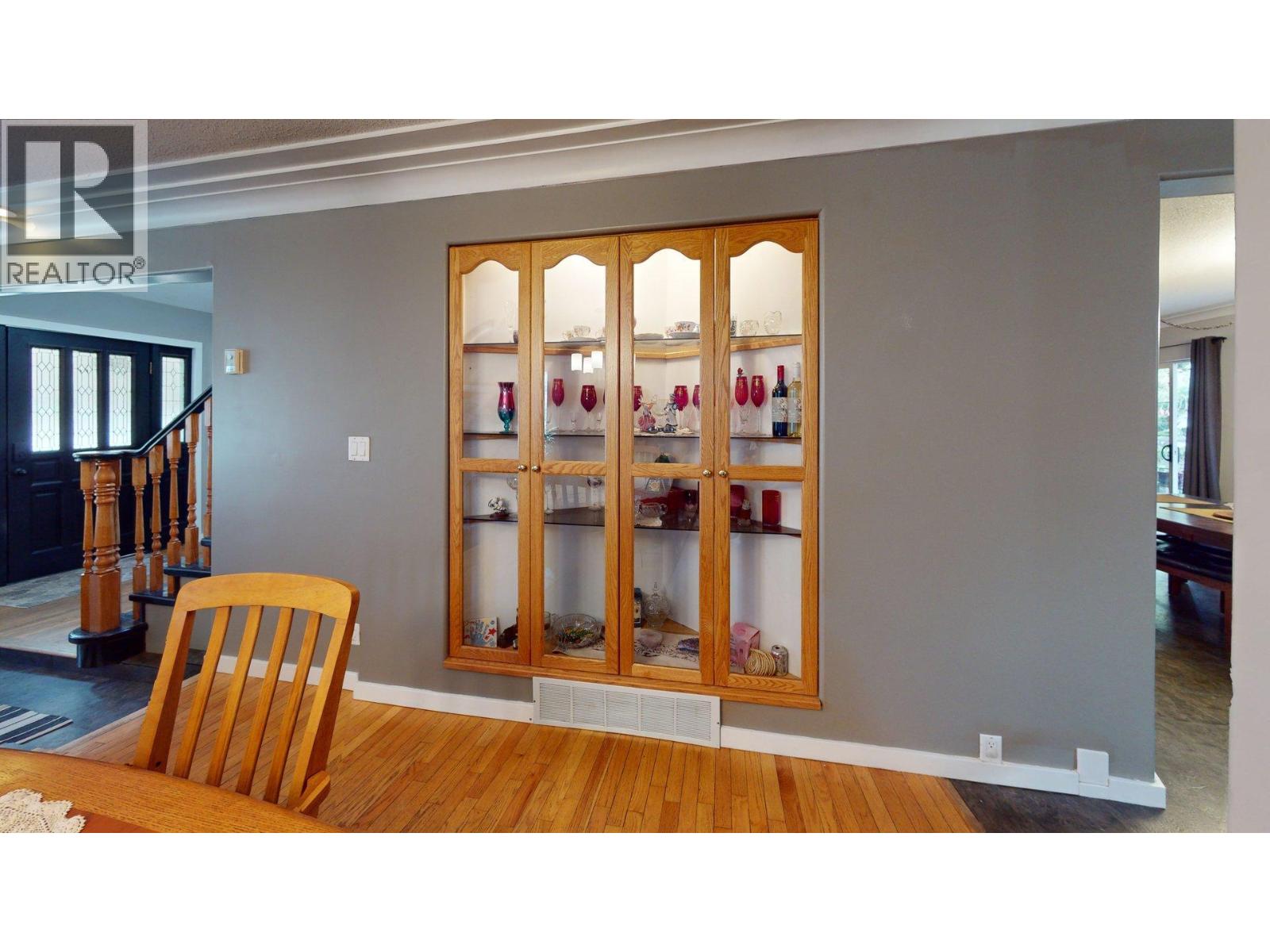 2300 Old Salmo Road - 10