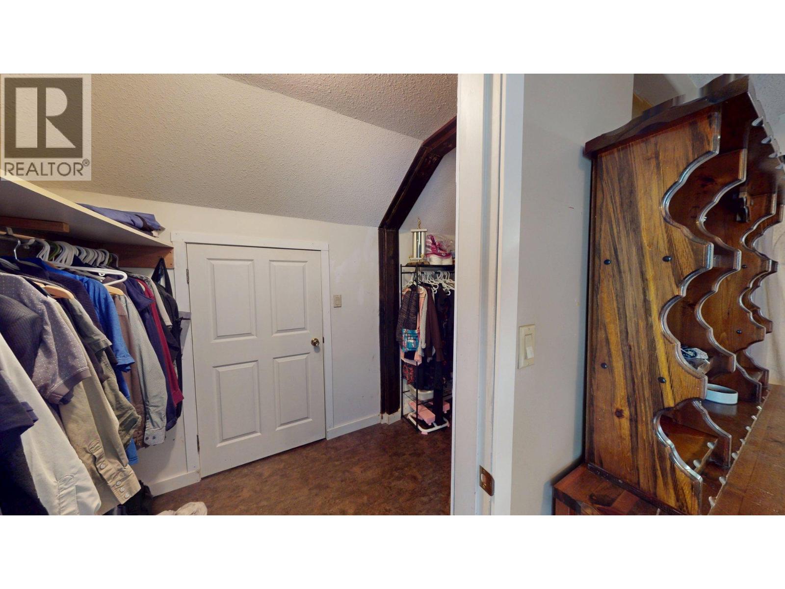 2300 Old Salmo Road - 26